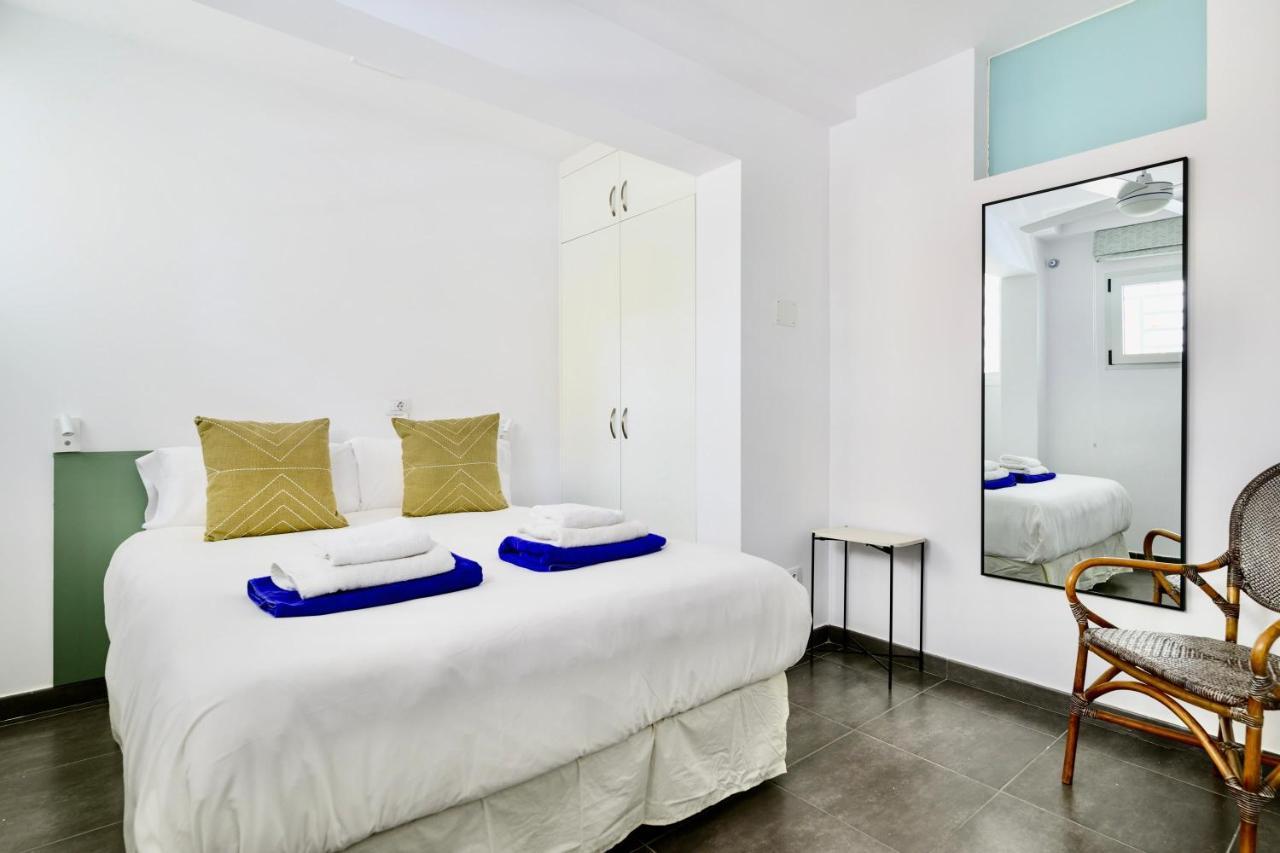Charming 2 Bedroom Retreat With Beachfront Views San Bartolomé 외부 사진